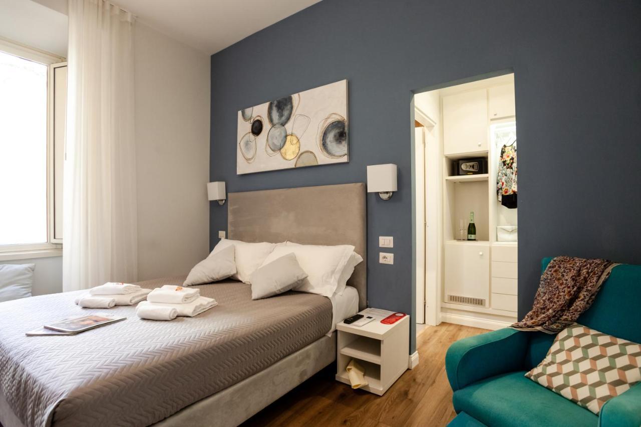 Eighty Four Luxury Rooms โรม ภายนอก รูปภาพ