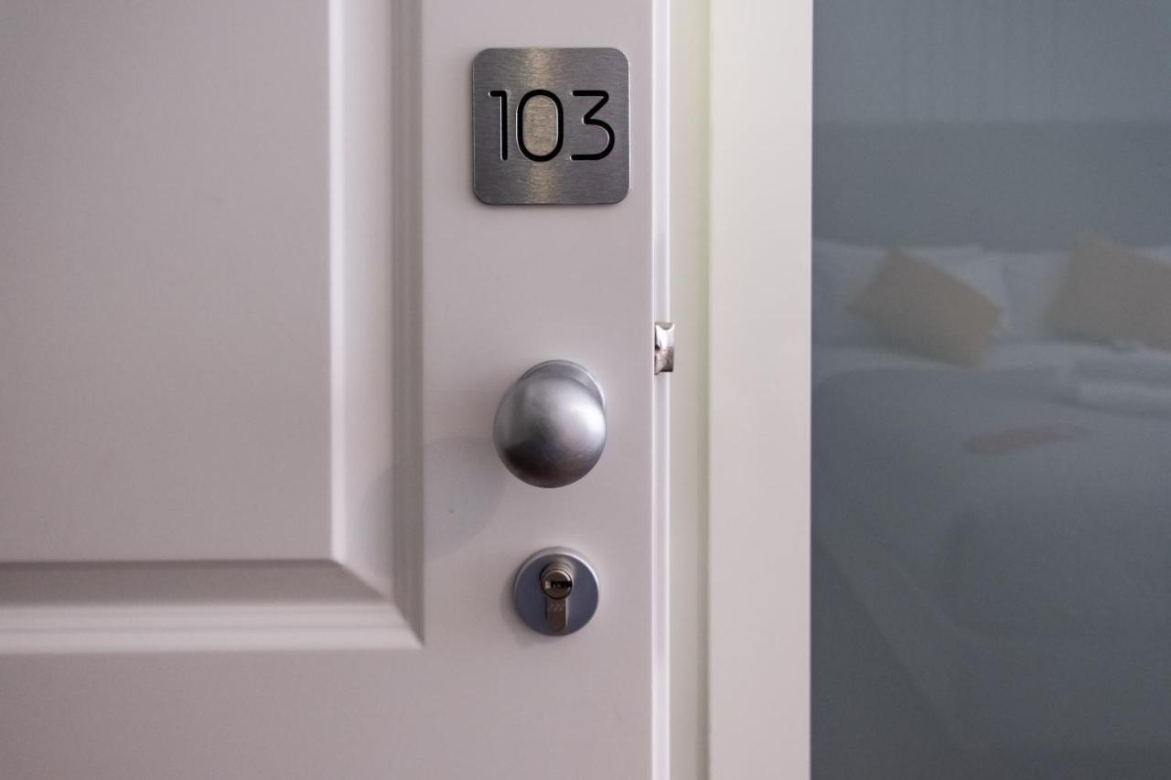 Eighty Four Luxury Rooms โรม ภายนอก รูปภาพ