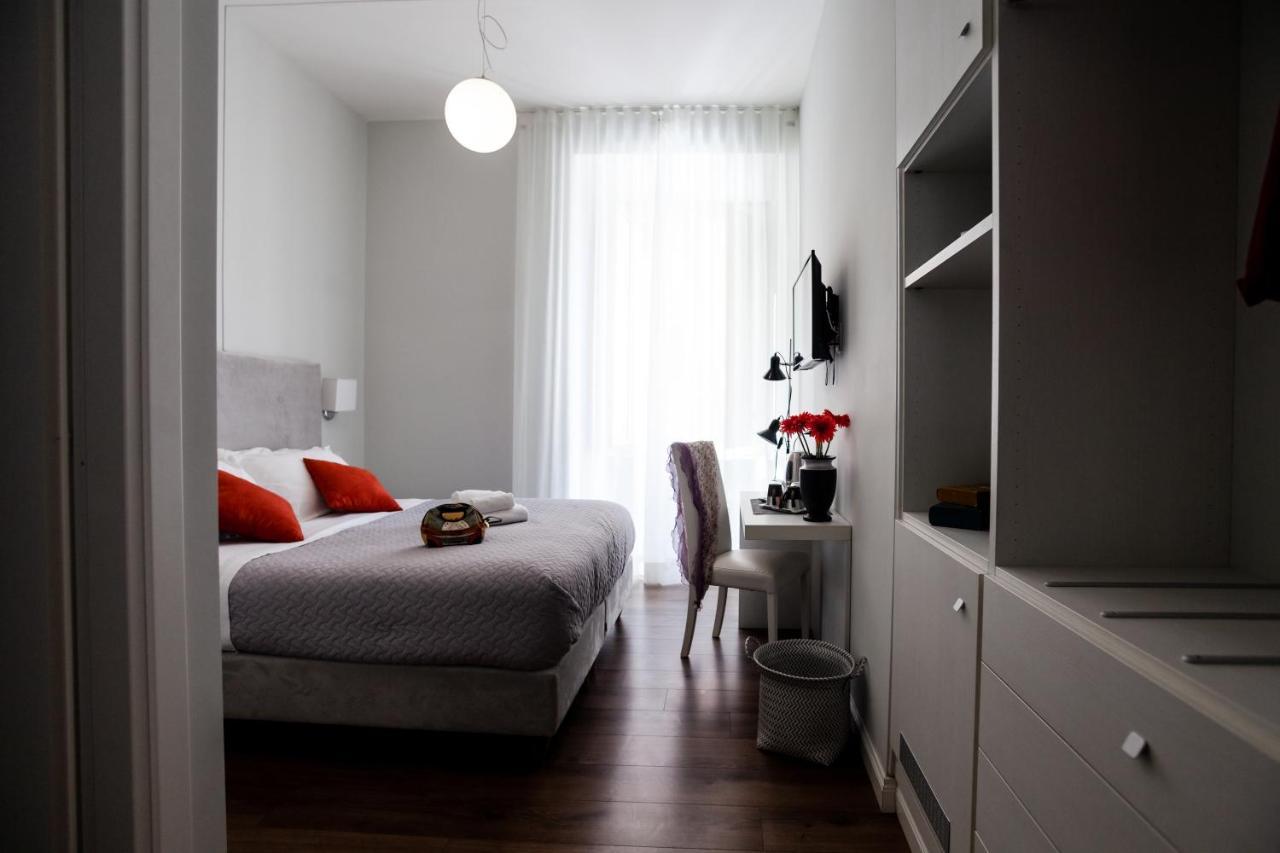 Eighty Four Luxury Rooms โรม ภายนอก รูปภาพ