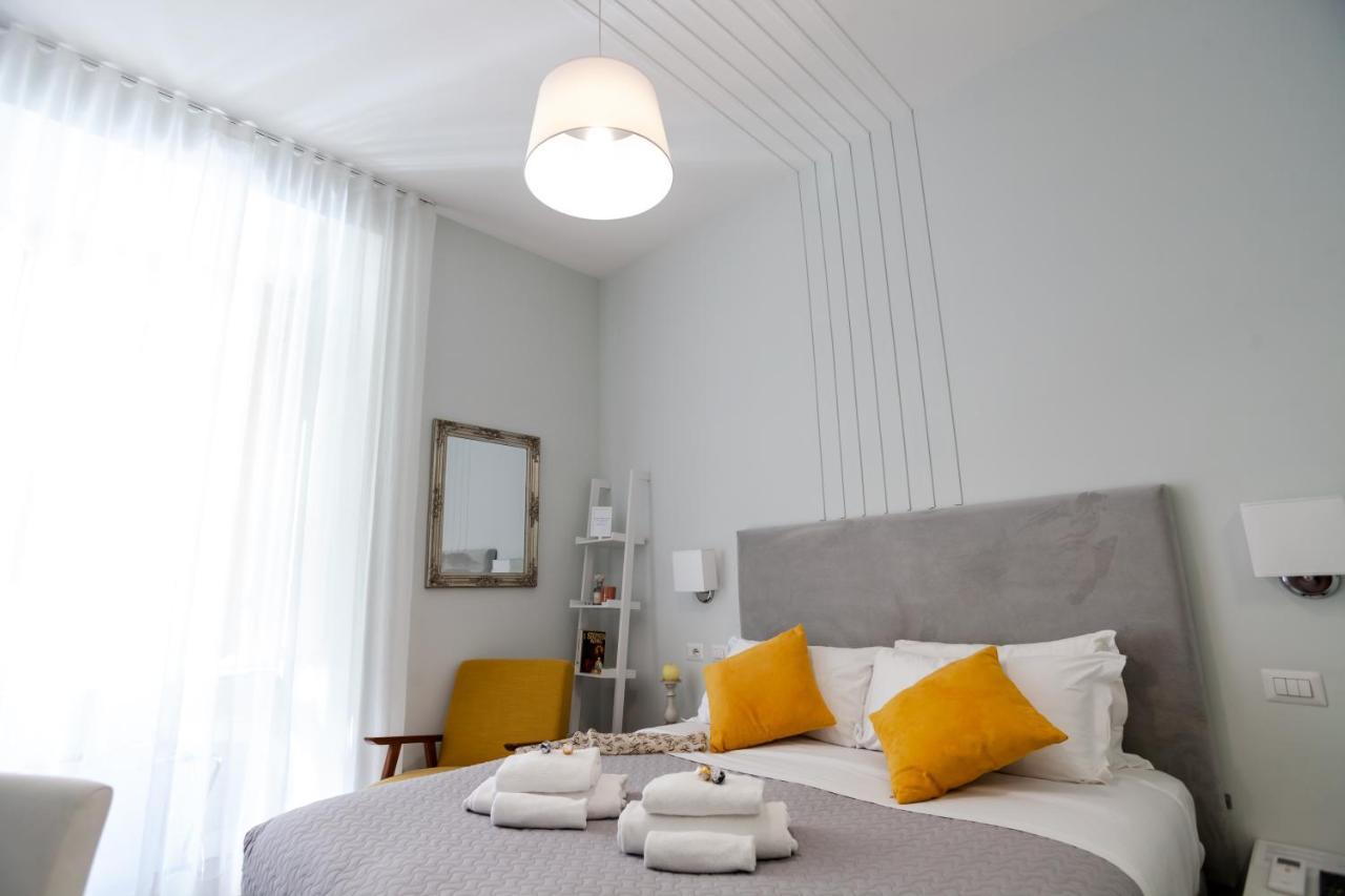 Eighty Four Luxury Rooms โรม ภายนอก รูปภาพ