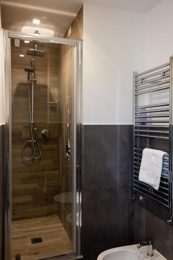 Eighty Four Luxury Rooms โรม ภายนอก รูปภาพ