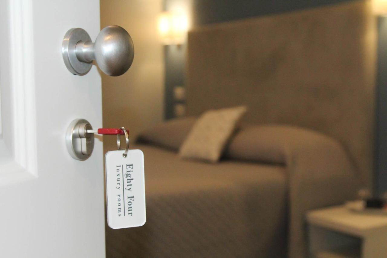 Eighty Four Luxury Rooms โรม ภายนอก รูปภาพ